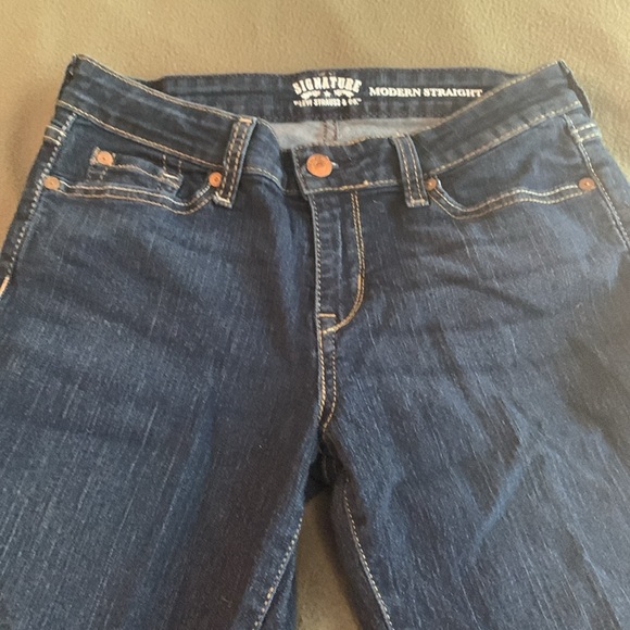 Levi’s Signature Modern Straight jeans. 5 pocket. Size 6M. 28 x 32 - Picture 5 of 8